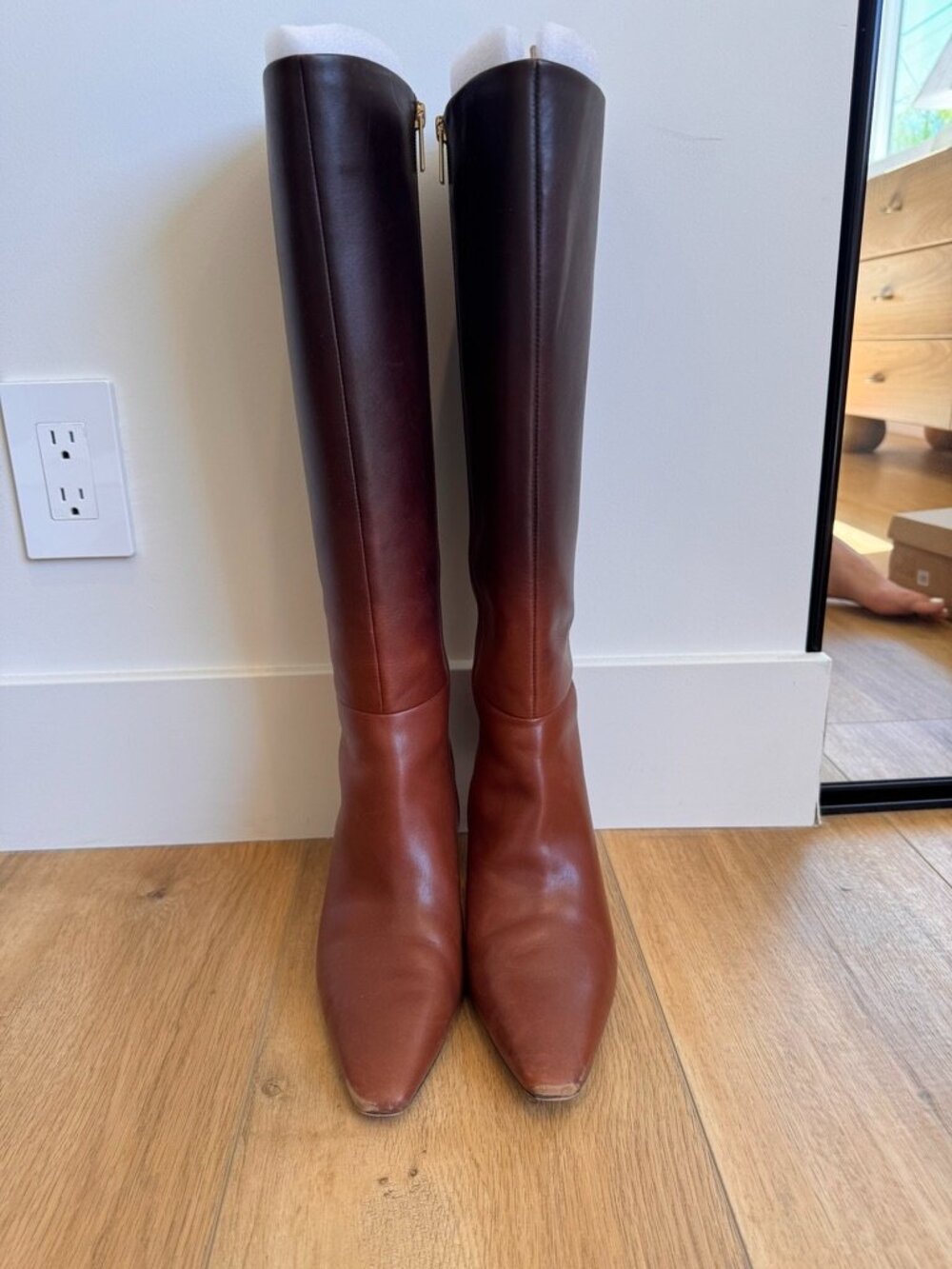 Vince Camuto Knee High Boots - Brown - Ombre - Size 10 - Picture 2 of 7
